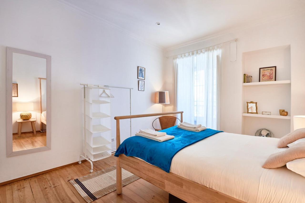 Spacious Bairro Alto Apartment With Courtyard, By Timecooler Lisabona Exterior foto