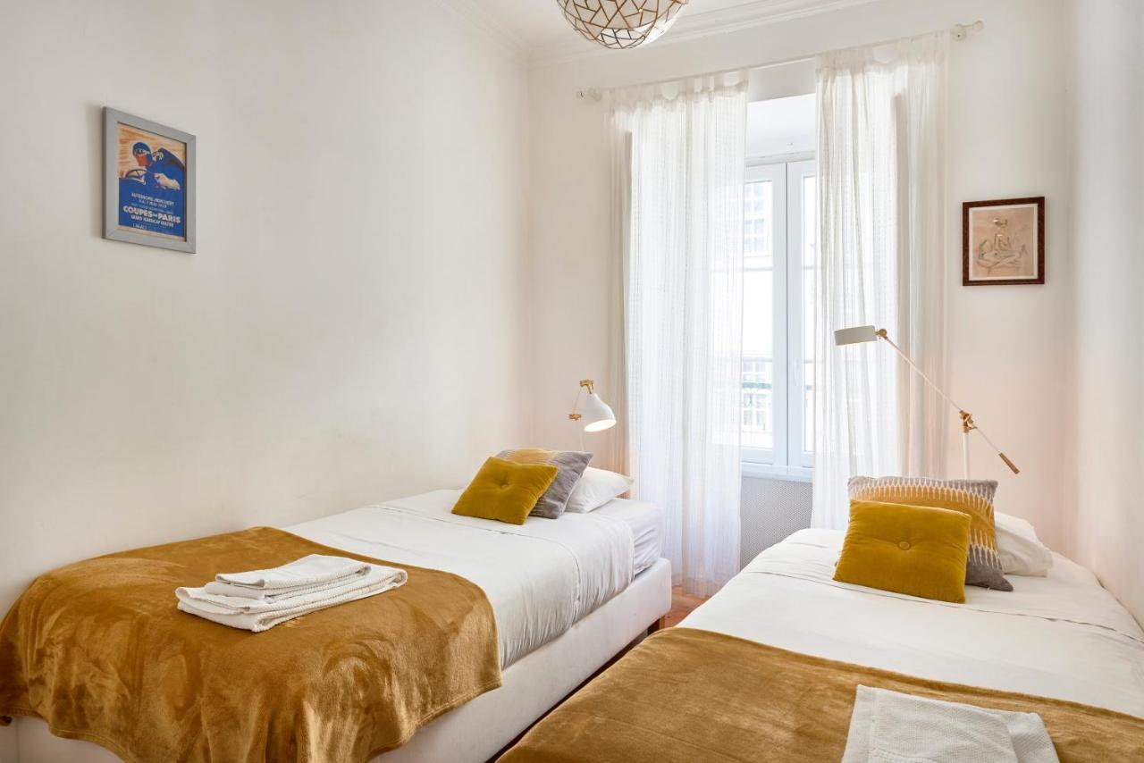 Spacious Bairro Alto Apartment With Courtyard, By Timecooler Lisabona Exterior foto