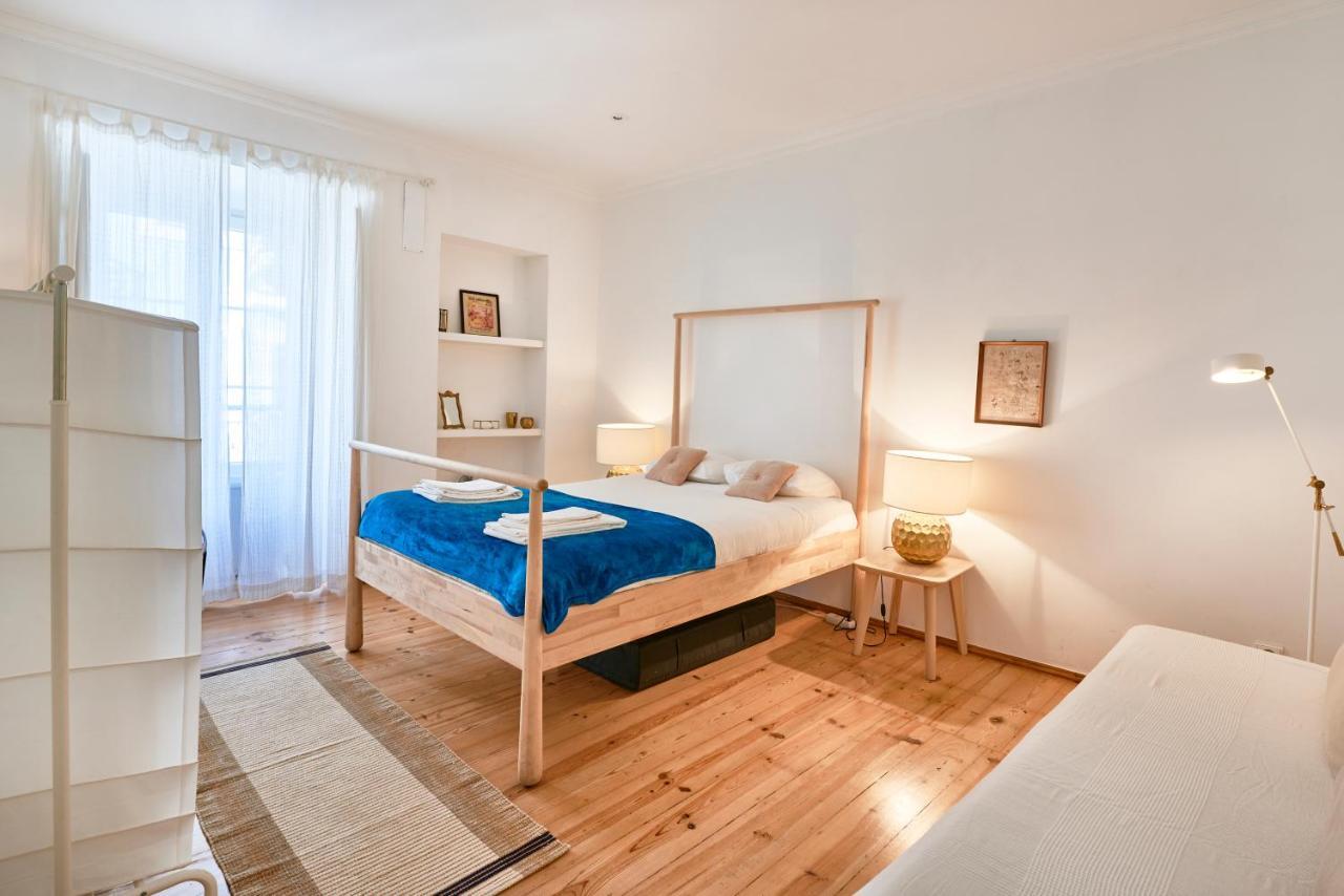 Spacious Bairro Alto Apartment With Courtyard, By Timecooler Lisabona Exterior foto